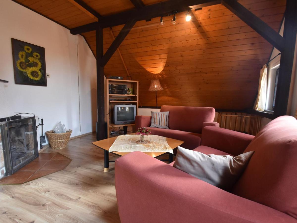 Holiday Home In Bohemia Near Ski Area And Forests 阿贝尔塔米 外观 照片